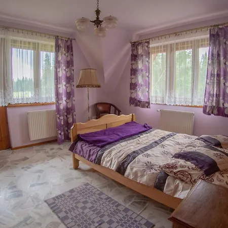 Cicha Woda ムジャシフレ