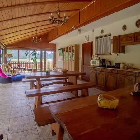 Cicha Woda ゲストハウス ムジャシフレ